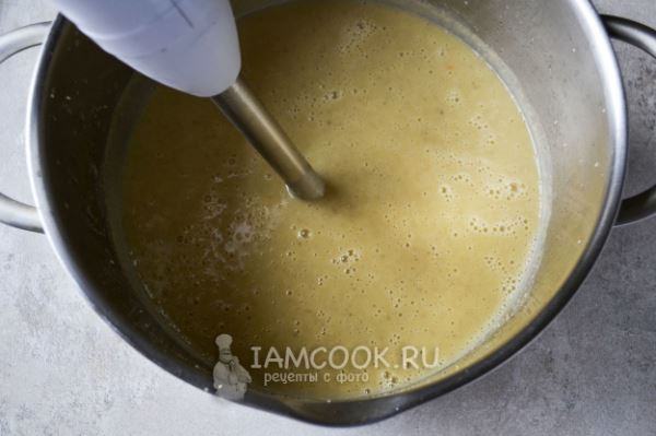 Гороховый суп-пюре с грибами (шампиньонами)