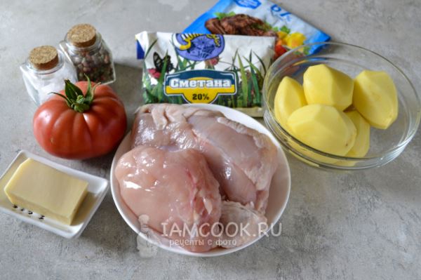 Картофельная запеканка с курицей и помидорами