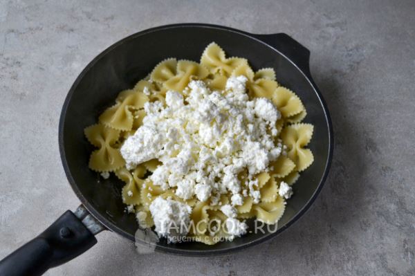 Ленивые вареники с макаронами и творогом